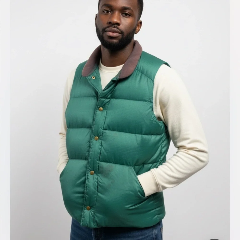 Vintage 1960s Eddie Bauer Goose Down Quilted Vest with Snaps